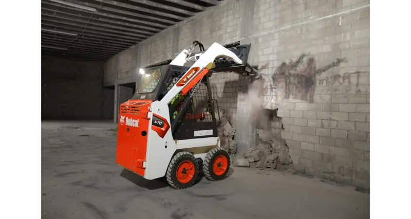 S70 Skid-Steer Loader - Image 2